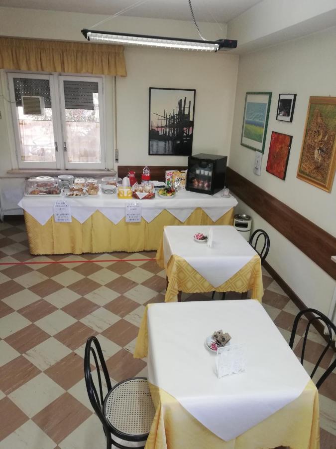 Albergo Roma Lanciano Buitenkant foto