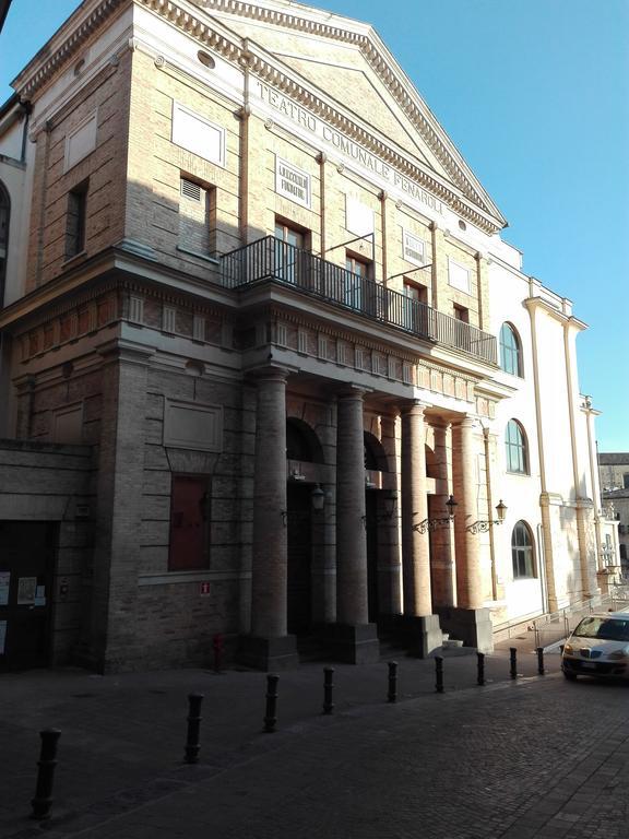 Albergo Roma Lanciano Buitenkant foto