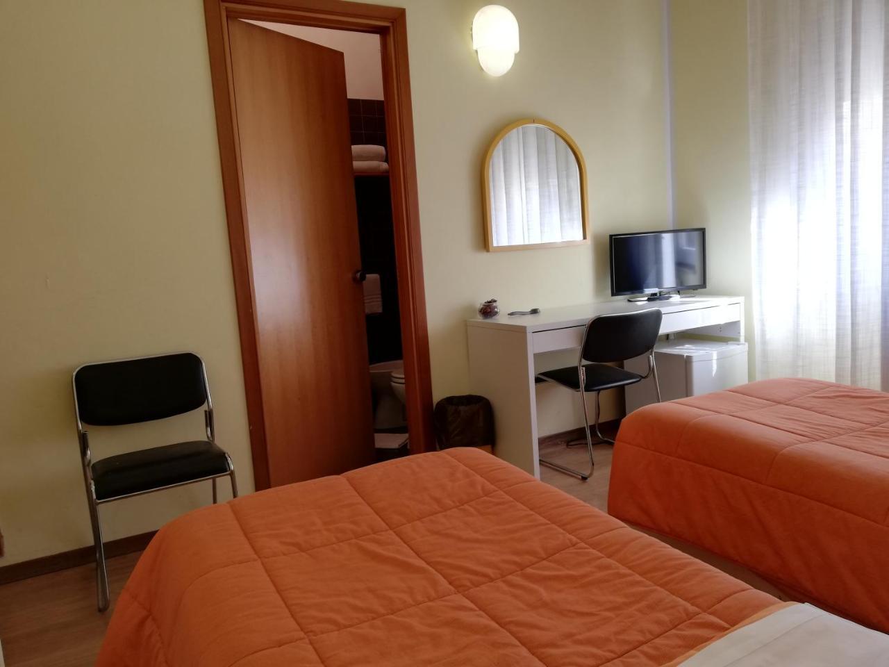 Albergo Roma Lanciano Buitenkant foto