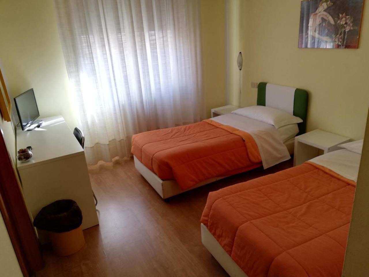 Albergo Roma Lanciano Buitenkant foto