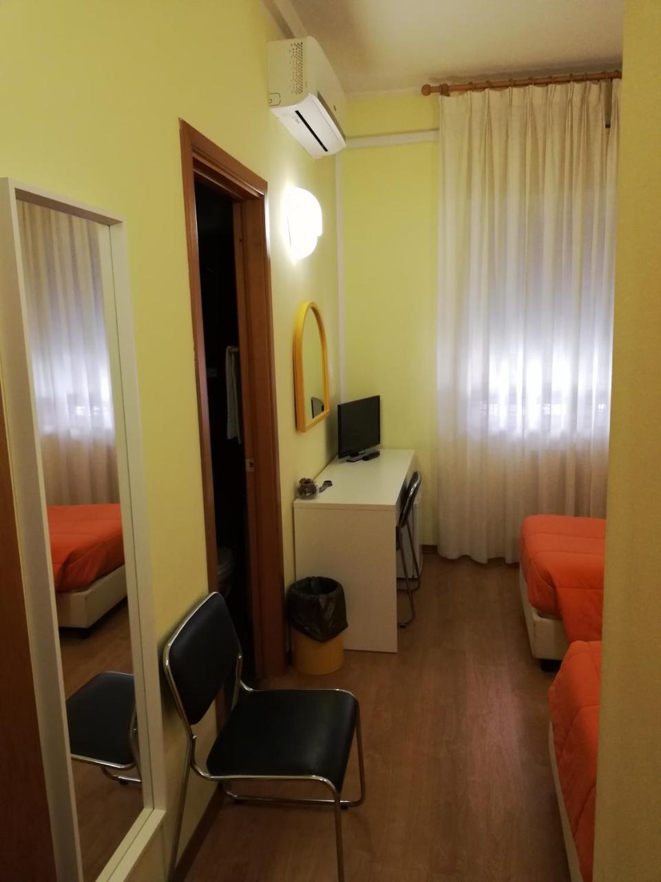 Albergo Roma Lanciano Buitenkant foto