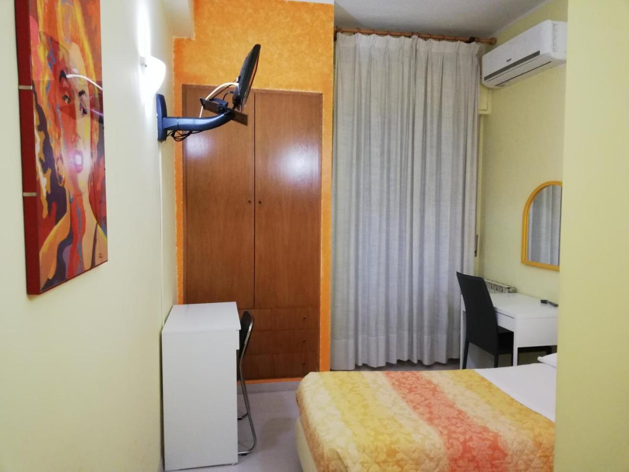 Albergo Roma Lanciano Buitenkant foto